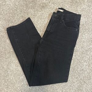 Levi 94’ baggy woman’s jeans size 25